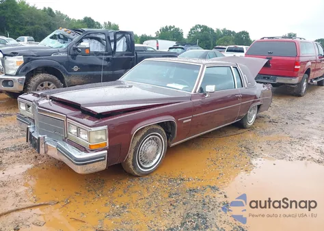 1983 Cadillac Deville z USA, uszkodzony, nr VIN 1G6AD478XD9188736